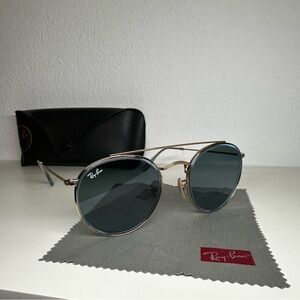 Ray Ban Round Frame w/ Blue-Grey Lenses